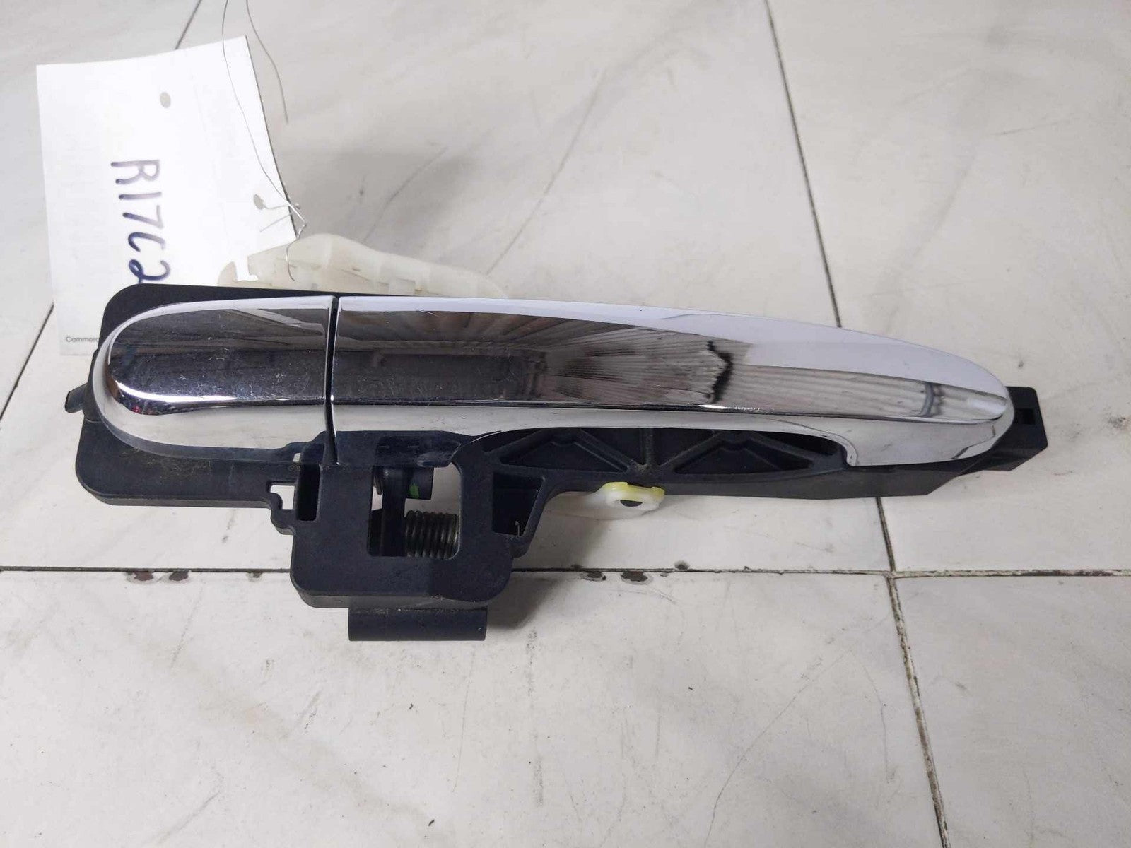 Right Passenger Side Outside Door Handle For 2011-2013 KIA SORENTO0